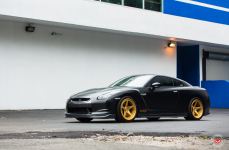 Nissan GTR на дисках Vossen Forged LC-101 