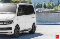 Volkswagen Transporter на дисках Vossen VFS1