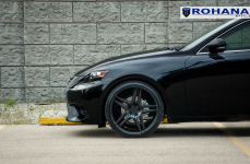 Lexus IS250 на дисках Rohana RC8