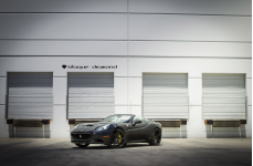 Ferrari California на дисках BLAQUE DIAMOND BD-8