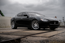 Maserati Ghibli на дисках Ferrada FR2