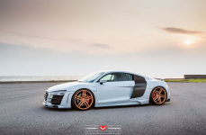 Audi R8 V10 на дисках Vossen Forged VPS-302