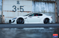 Maserati GranTurismo на дисках Vossen x Work VWS-2