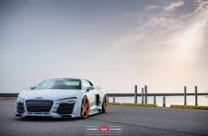 Audi R8 на дисках VOSSEN FORGED VPS 302