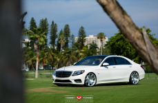 Mercedes-Benz S550 на дисках Vossen Forged VPS-312