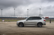 BMW X5 M на дисках Avant Garde M615