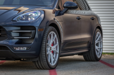 Porsche Macan на дисках Vorsteiner V-FF 103