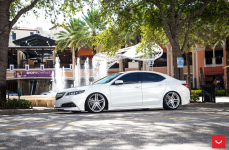 Acura TLX на дисках VOSSEN VFS5