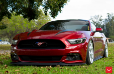 Ford Mustang GT на дисках Vossen VFS-6