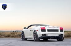 Lamborghini Gallardo Spyder на дисках Rohana RC9