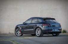 Porsche Macan на дисках Vorsteiner V-FF 103