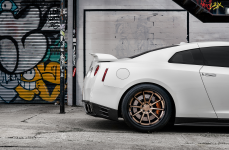 Nissan GTR на дисках Ferrada FR4