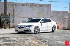 Acura TLX на дисках Vossen VFS-5