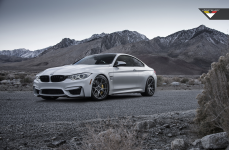 BMW F82 M4 на дисках Vorsteiner V-FF 103