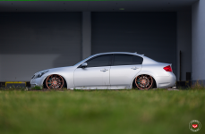 Infiniti G37 на дисках Vossen Forged VPS-307T