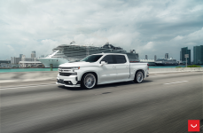 Chevrolet Silverado на дисках Hybrid Forged HF6-1