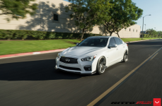 Infiniti Q50 на дисках VOSSEN VFS5