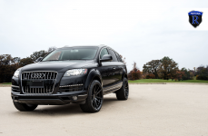 Audi Q7 на дисках ROHANA RF2