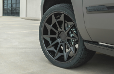 Cadillac Escalade на дисках Rotiform CVT