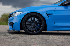 BMW M4 на дисках Vossen Forged VPS-301