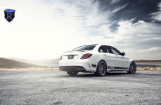 Mercedes Benz C63S AMG на дисках Rohana RF2