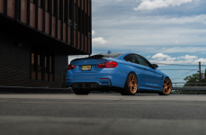 BMW M4 на дисках Rotiform KPS