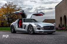 Mercedes SLS AMG (A197, C197) на дисках NICHE CIRCUIT Multipiece Series