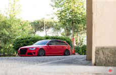 Audi RS4 на дисках Vossen Forged GNS-3