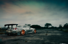 Nissan R35 GTR Liberty Walk на дисках Avant Garde F421