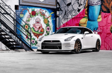 Nissan GT-R на дисках FERRADA FR4