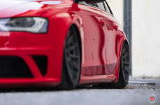 Audi RS4 на дисках Vossen Forged GNS-3