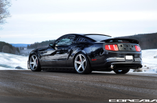 Ford Mustang GT на дисках Concavo CW-5