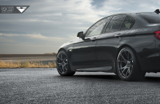 BMW F10 550i на дисках Vorsteiner V-FF 103