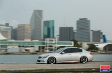 Infiniti G37 на дисках Vossen x Work VWS-3