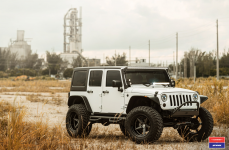 Jeep Wrangler на дисках Vossen x Work VWS-3