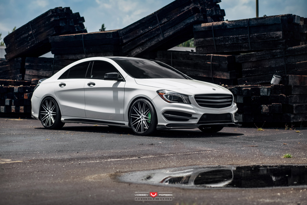 Шины mercedes cla. Mercedes CLA r19. Черные диски Мерседес ЦЛА. Диски Мерседес CLA. Mercedes CLA на дисках.