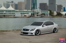 Infiniti G37 на дисках Vossen x Work VWS-3