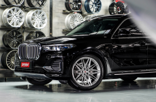 BMW X7 G07 на кованых дисках Vossen EVO-5R