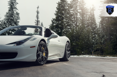 Ferrari 458 Italia на дисках Rohana RFX5