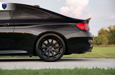 BMW M4 на дисках Rohana RC10