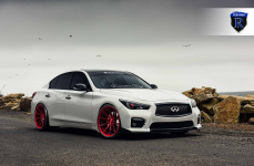 Infiniti Q50 на дисках ROHANA RF1