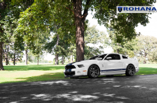 Ford Mustang GT500 на дисках Rohana RC7