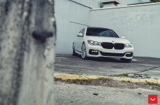 BMW 750i на дисках Hybrid Forged VFS-2