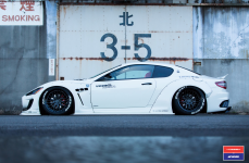 Maserati GranTurismo на дисках Vossen x Work VWS-2