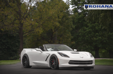 Chevrolet Stingray на дисках Rohana RC26