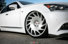 Lexus LS460 на дисках Vossen Forged VPS-313