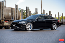 BMW M5 на дисках Vossen x Work VWS-3