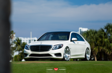 Mercedes-Benz S550 на дисках Vossen Forged VPS-312