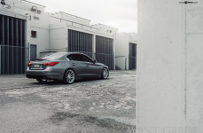 Infiniti Q50 на дисках Avant Garde M621