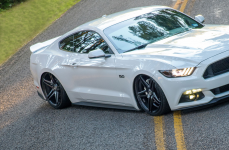 Ford Mustang на дисках XO LUXURY CARACAS